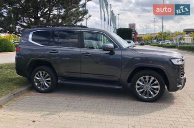 Внедорожник / Кроссовер Toyota Land Cruiser 2022 в Киеве