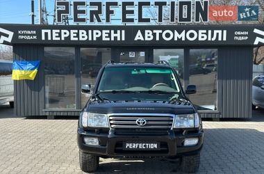 Позашляховик / Кросовер Toyota Land Cruiser 2004 в Чернівцях