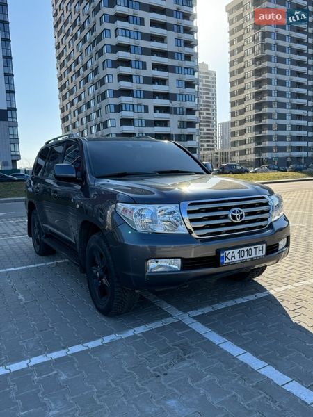 Toyota Land Cruiser 2011 Toyota Land Cruiser 2011