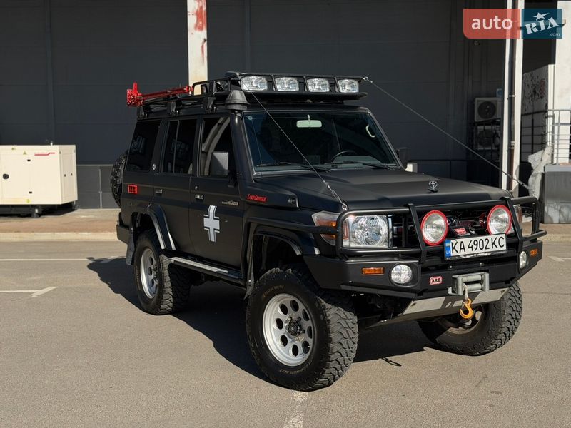 Toyota Land Cruiser 2008