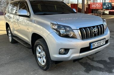 Внедорожник / Кроссовер Toyota Land Cruiser 2012 в Полтаве