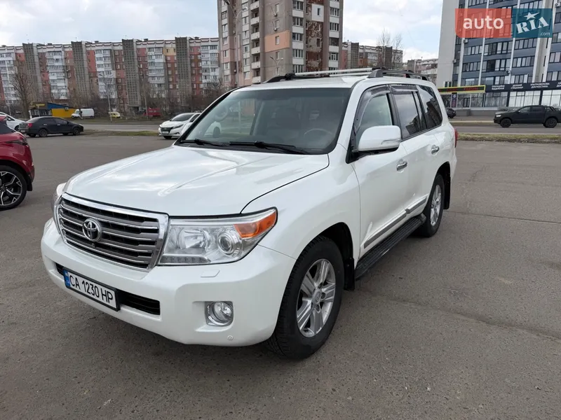 Toyota Land Cruiser