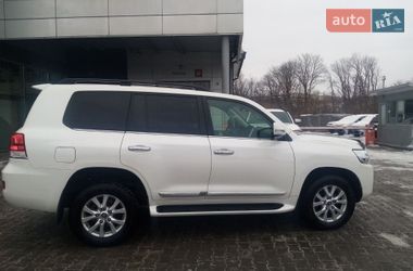 Внедорожник / Кроссовер Toyota Land Cruiser 2018 в Тернополе