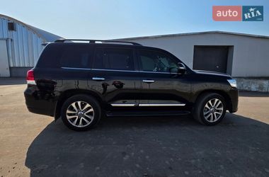 Внедорожник / Кроссовер Toyota Land Cruiser 2018 в Березане