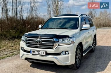 Позашляховик / Кросовер Toyota Land Cruiser 2016 в Житомирі
