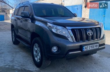 Внедорожник / Кроссовер Toyota Land Cruiser 2013 в Днепре