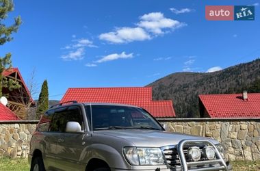 Внедорожник / Кроссовер Toyota Land Cruiser 2001 в Микуличине