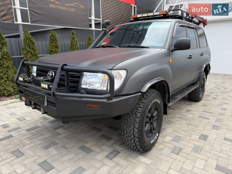 Toyota Land Cruiser 2004