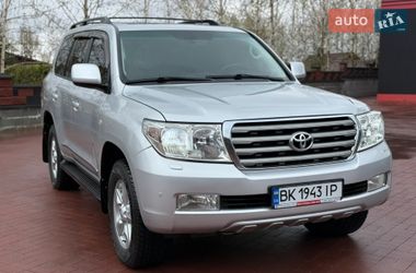 Позашляховик / Кросовер Toyota Land Cruiser 2008 в Рівному