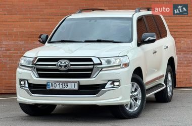 Внедорожник / Кроссовер Toyota Land Cruiser 2019 в Киеве