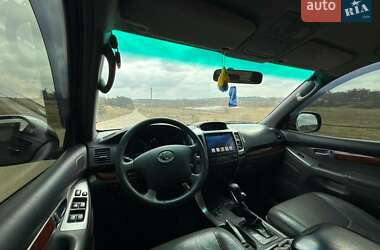 Позашляховик / Кросовер Toyota Land Cruiser 2006 в Кременці