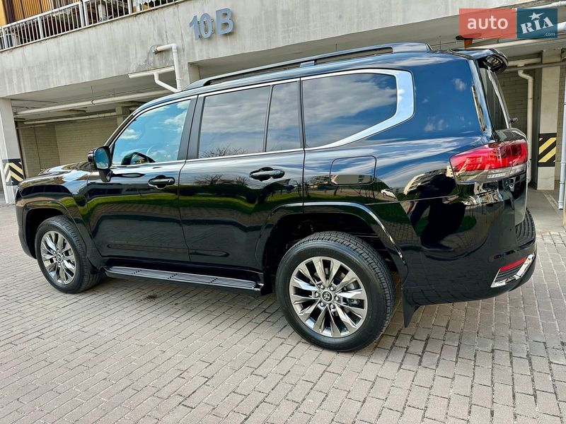 Внедорожник / Кроссовер Toyota Land Cruiser 2023 в Киеве