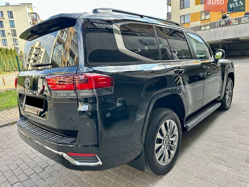 Внедорожник / Кроссовер Toyota Land Cruiser 2023 в Киеве