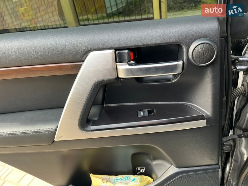 Внедорожник / Кроссовер Toyota Land Cruiser 2016 в Львове фото 7 Внедорожник / Кроссовер Toyota Land Cruiser 2016 в Львове