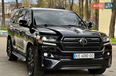 Внедорожник / Кроссовер Toyota Land Cruiser 2017 в Днепре