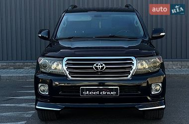 Позашляховик / Кросовер Toyota Land Cruiser 2012 в Миколаєві