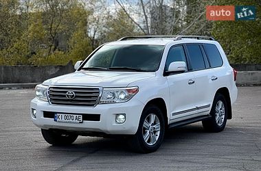 Позашляховик / Кросовер Toyota Land Cruiser 2012 в Києві