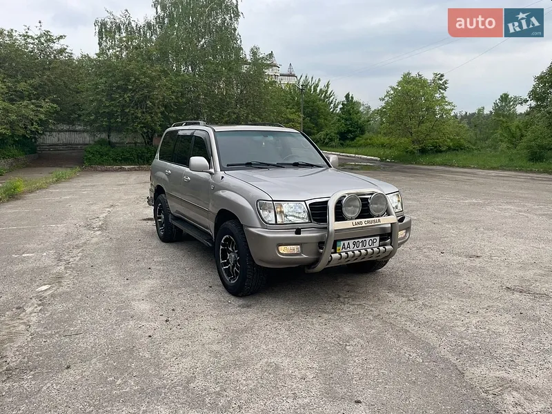 Toyota Land Cruiser 2001
