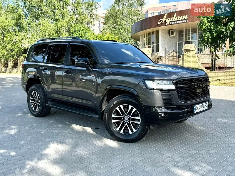 Toyota Land Cruiser 2021 VIN JTMABABJ704018031 фото оголошення 3 з 89