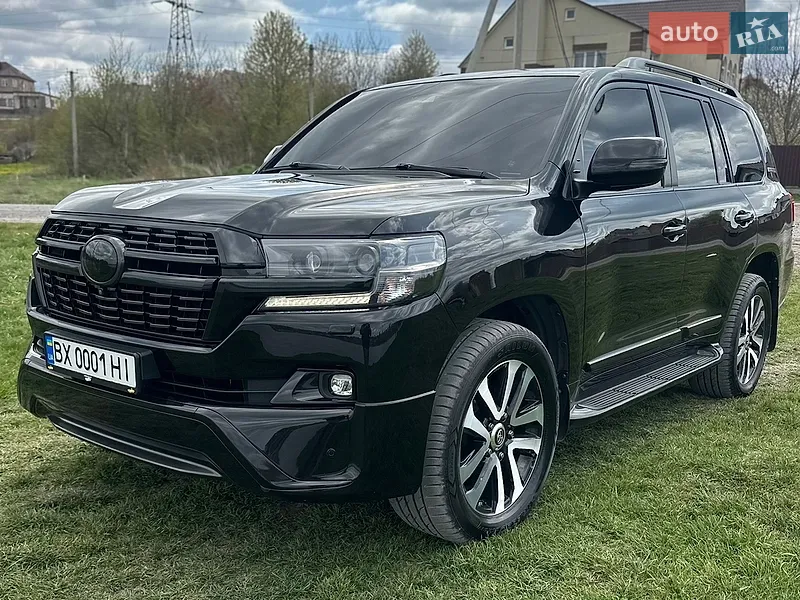 Toyota Land Cruiser
