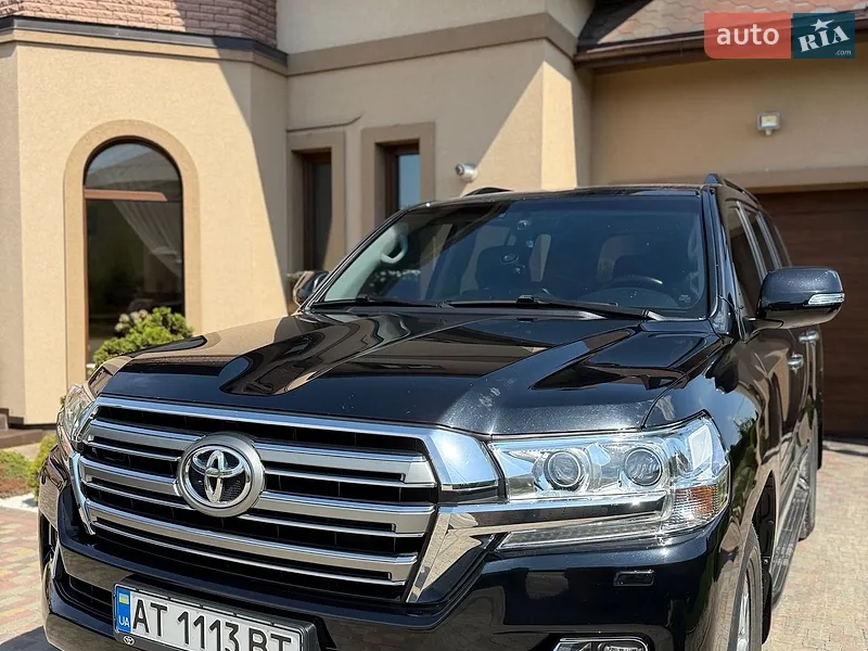 Toyota Land Cruiser