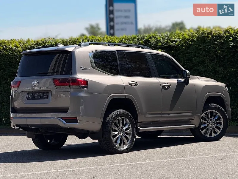 Toyota Land Cruiser 2021 VIN JTMABABJ304000285 фото оголошення 25 з 116