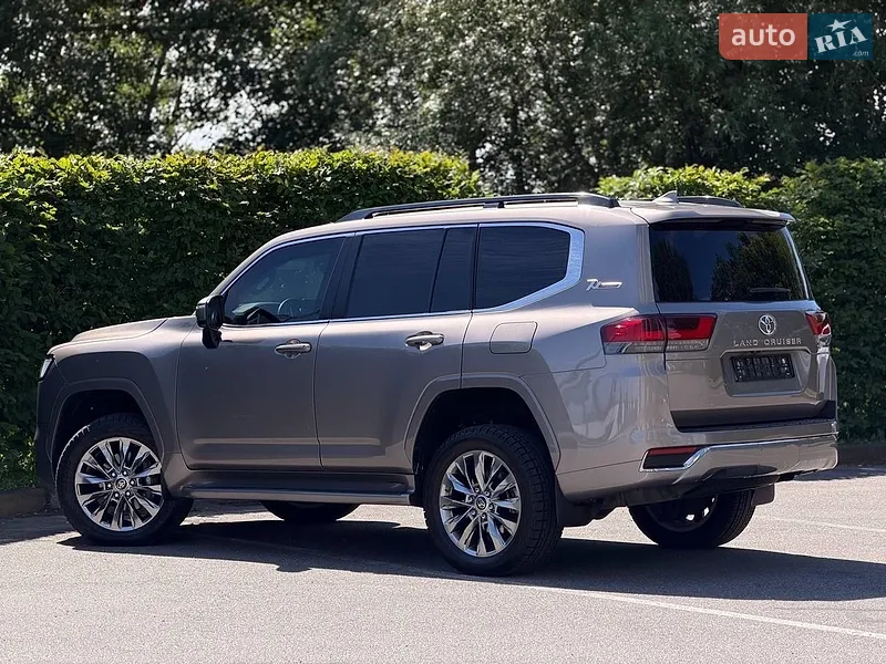 Toyota Land Cruiser 2021 VIN JTMABABJ304000285 фото оголошення 29 з 116