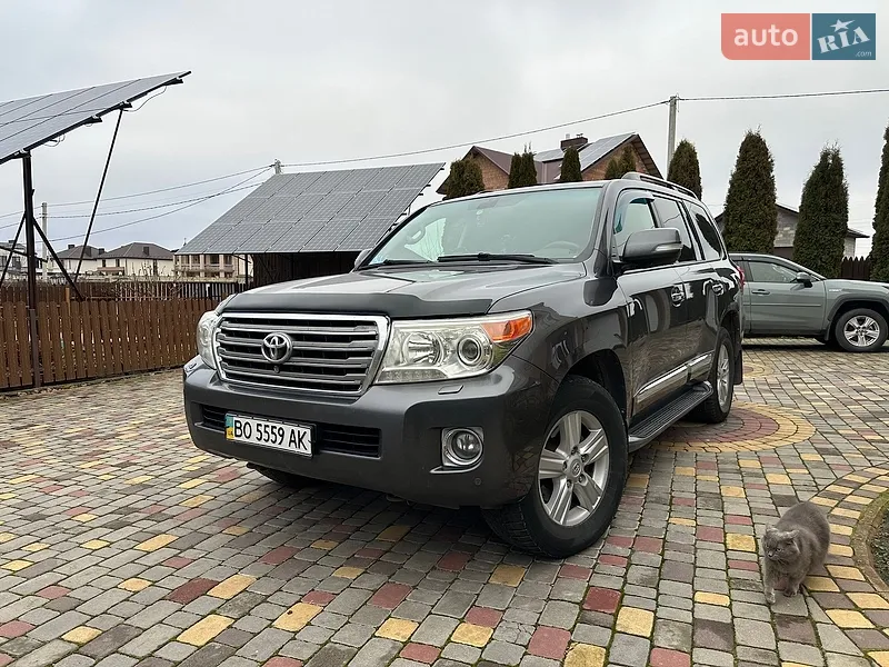 Toyota Land Cruiser