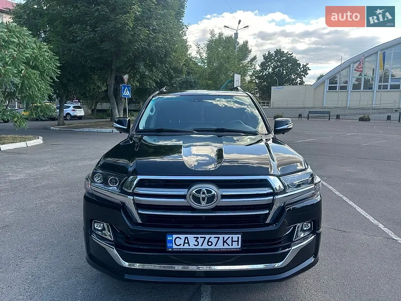 Toyota Land Cruiser 2010