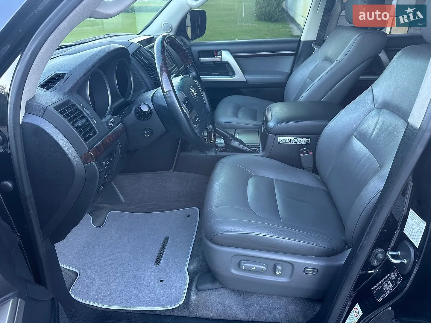 2010 Toyota Land Cruiser - мініатюра 17