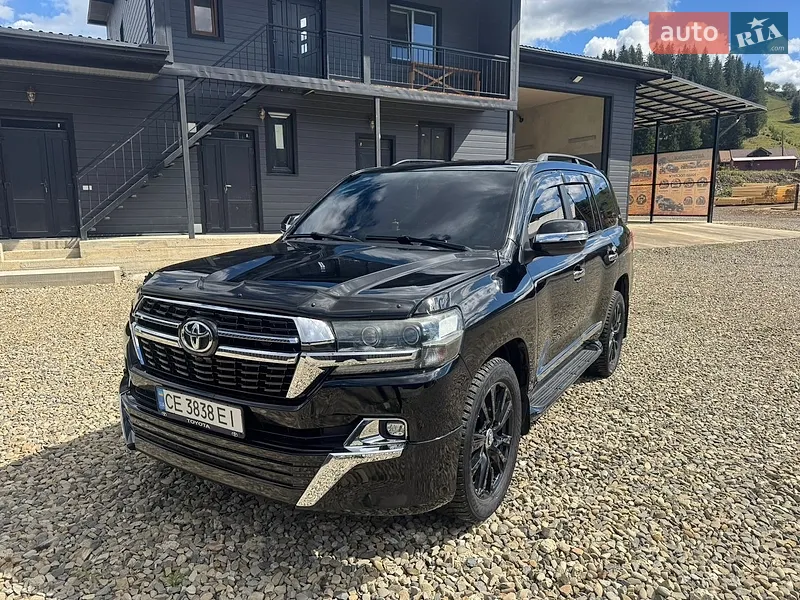 Toyota Land Cruiser