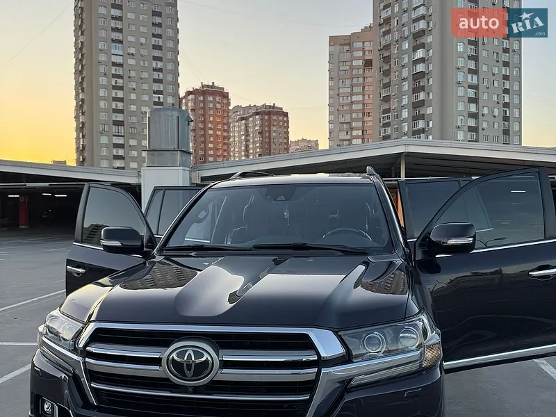 Toyota Land Cruiser 2020