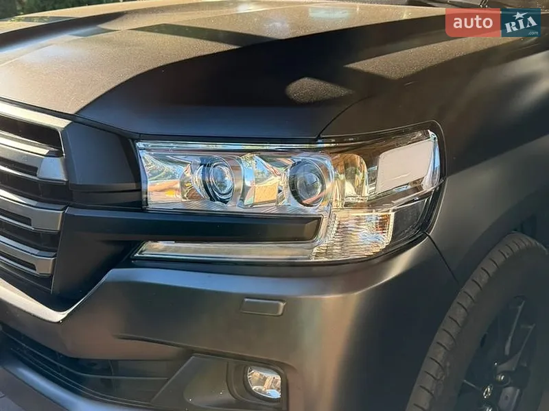Toyota Land Cruiser 2020