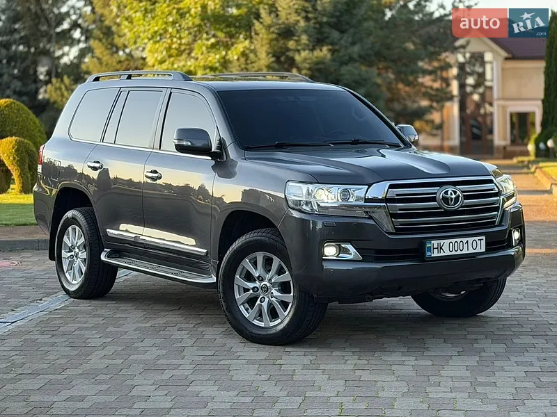 Toyota Land Cruiser