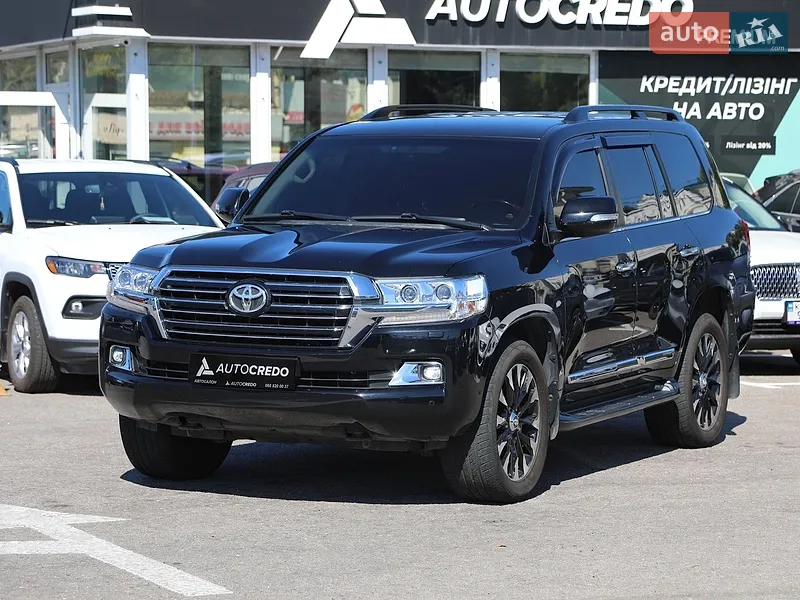 Toyota Land Cruiser