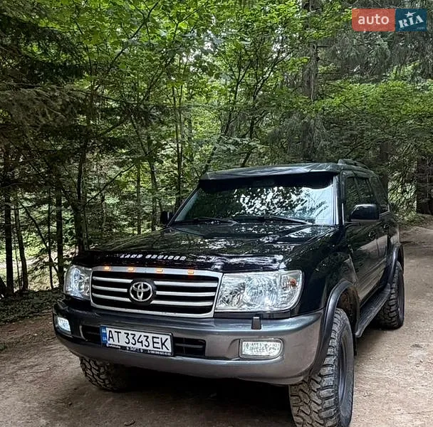 Toyota Land Cruiser