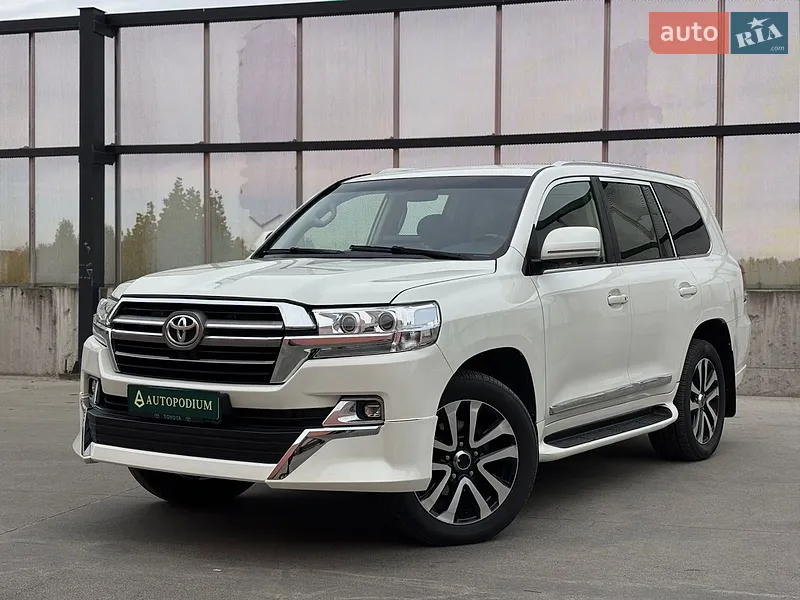 Toyota Land Cruiser