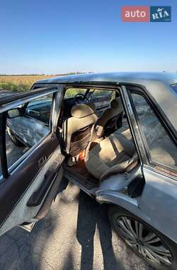 Седан Toyota Mark II 1985 в 