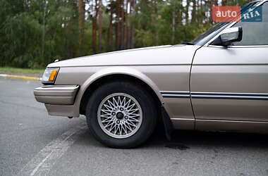 Седан Toyota Mark II 1987 в 