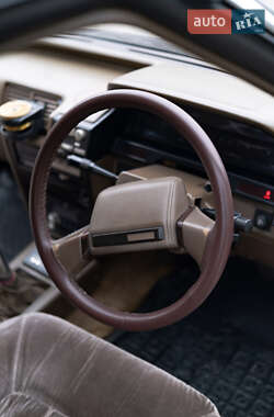 Седан Toyota Mark II 1987 в 