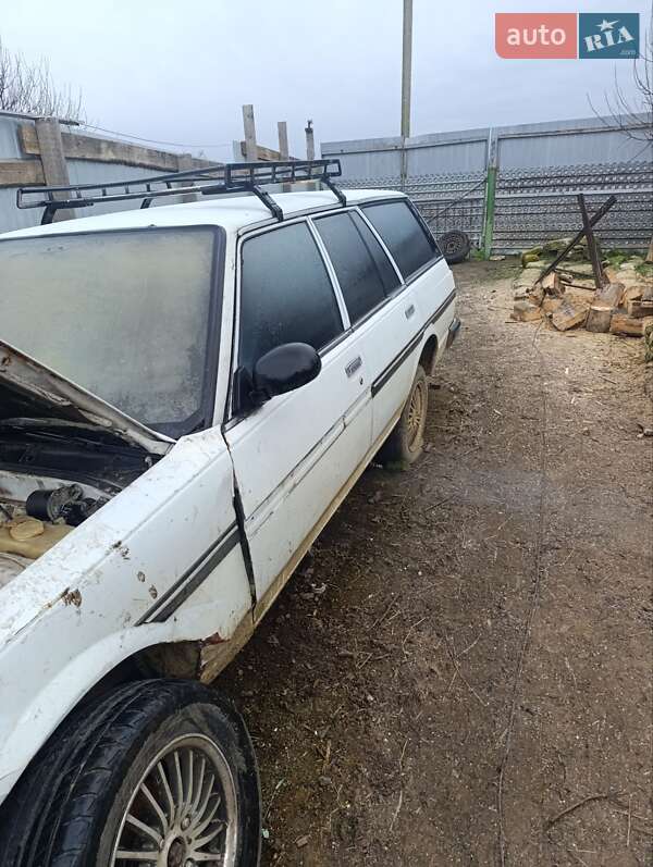 Универсал Toyota Mark II 1988 в Раздельной