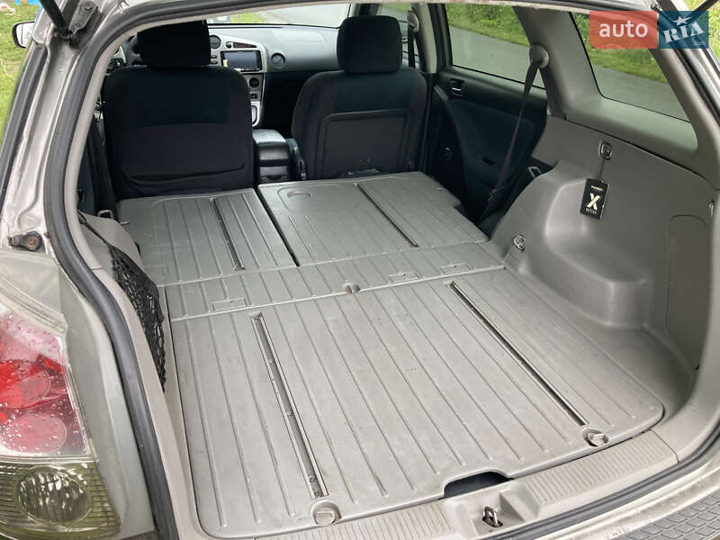 Хэтчбек Toyota Matrix 2005 в Виннице