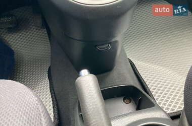 Хэтчбек Toyota Matrix 2005 в 