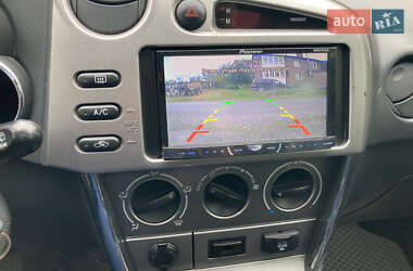 Хэтчбек Toyota Matrix 2005 в 