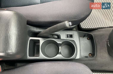 Хэтчбек Toyota Matrix 2005 в 