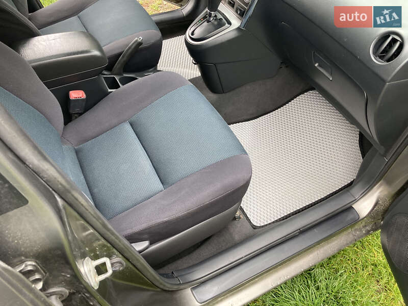 Хэтчбек Toyota Matrix 2005 в Виннице