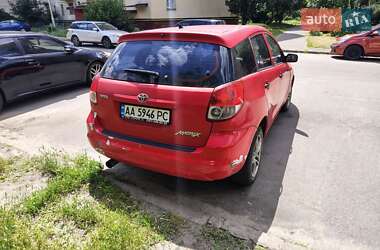 Хэтчбек Toyota Matrix 2003 в 
