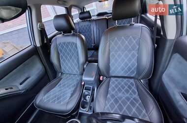 Хэтчбек Toyota Matrix 2003 в 
