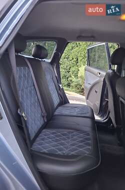Хэтчбек Toyota Matrix 2003 в 