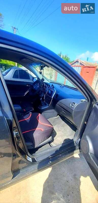 Хэтчбек Toyota Matrix 2003 в Очакове фото 6 Хэтчбек Toyota Matrix 2003 в Очакове